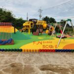 학교 운동장 인근 어린이놀이시설 전체 모습
